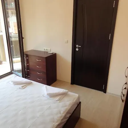Apartamento In *
